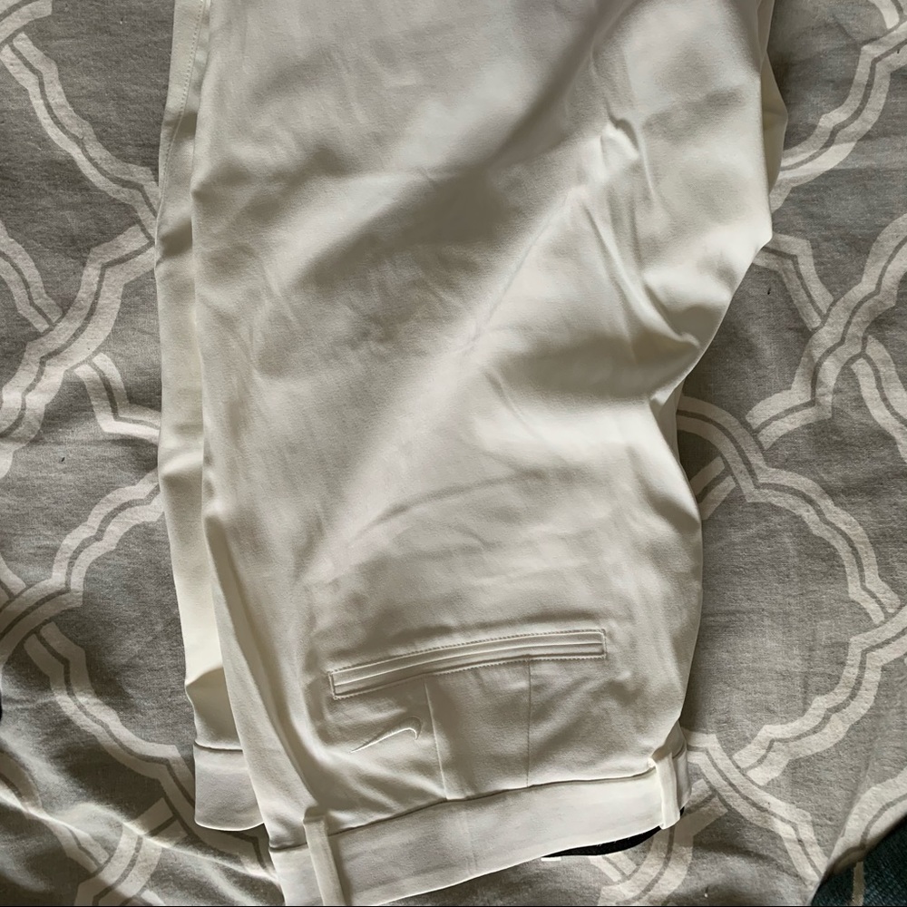 Nike golfing shorts NWT